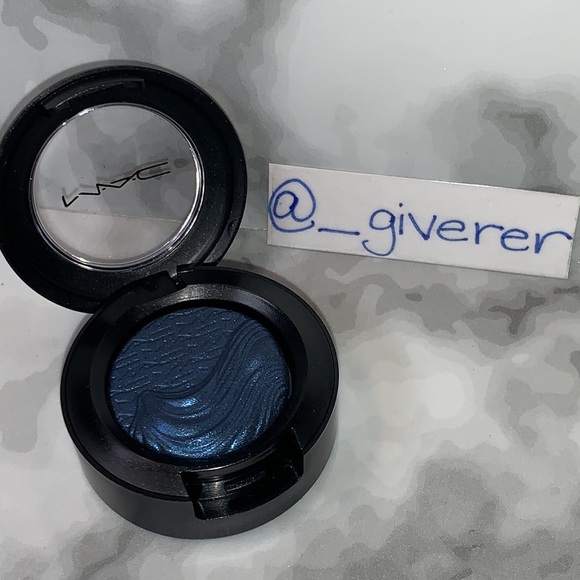 Lunar Extra Dimension Eyeshadow Collection MAC - Picture 3 of 15